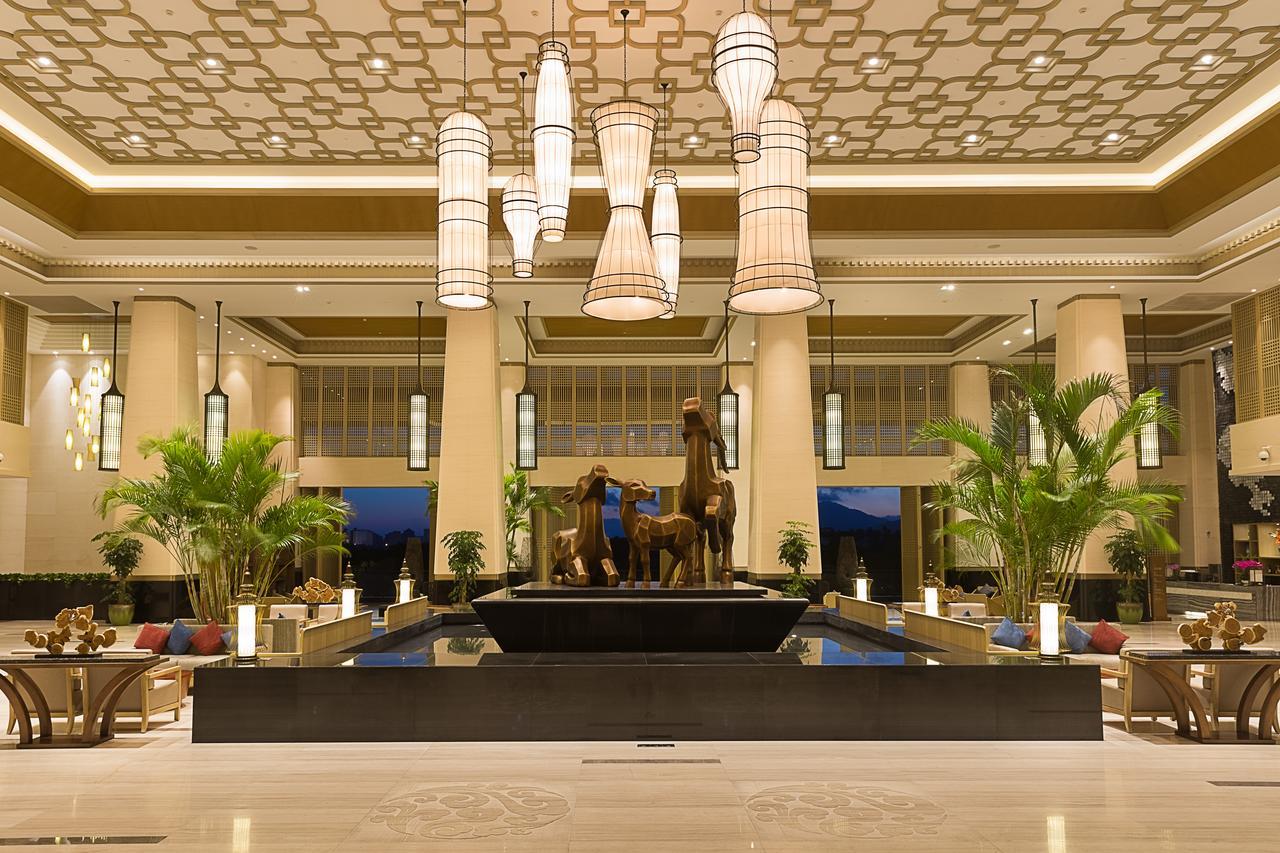 Grand New Century Hotel Санья Экстерьер фото