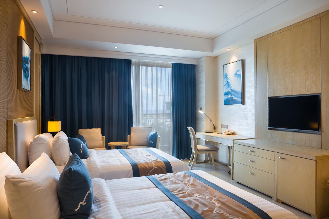 Grand New Century Hotel Санья Экстерьер фото